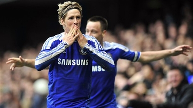 Torres lập hattick đầu tiên kể từ khi chuyển tới Chelsea  
